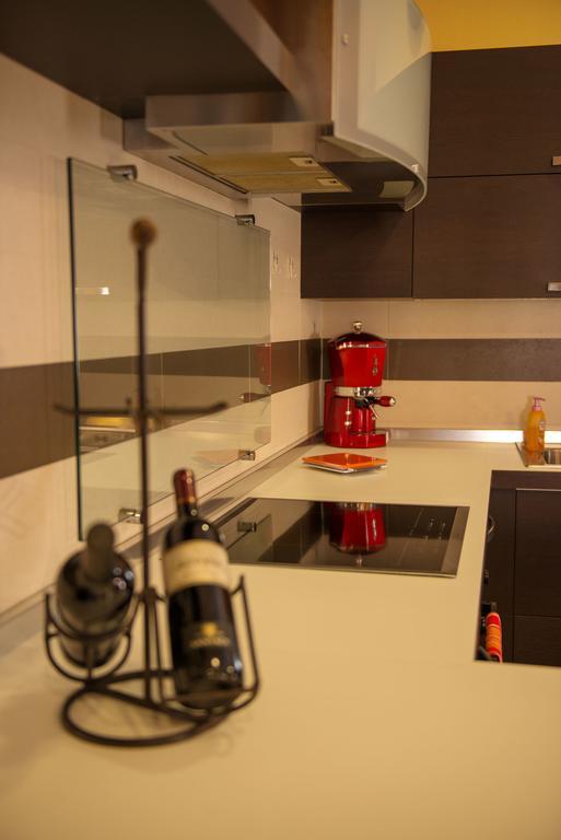 Luxury Home Bosa Apartment Экстерьер фото